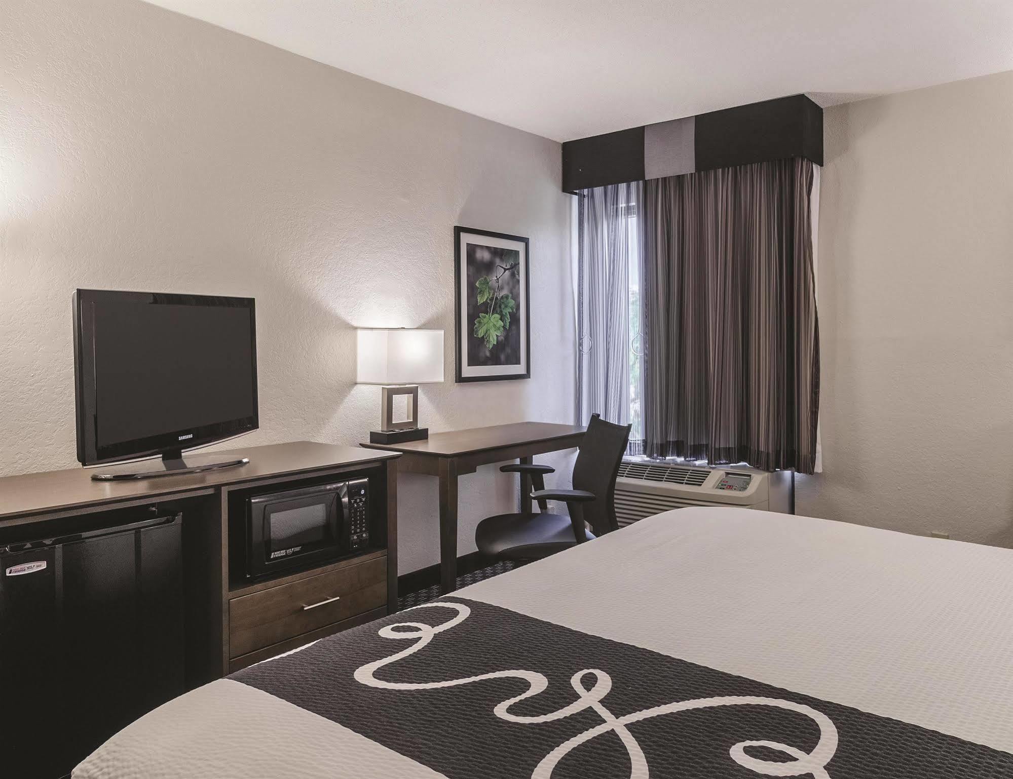 La Quinta By Wyndham Myrtle Beach - N. Kings Hwy Exteriör bild